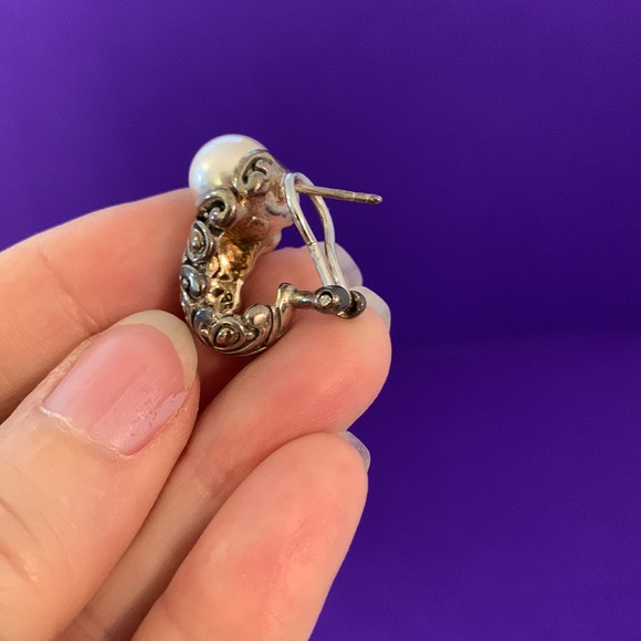 925 Sterling Silver Pearl Earrings Scroll Detail - Picture 7 of 14